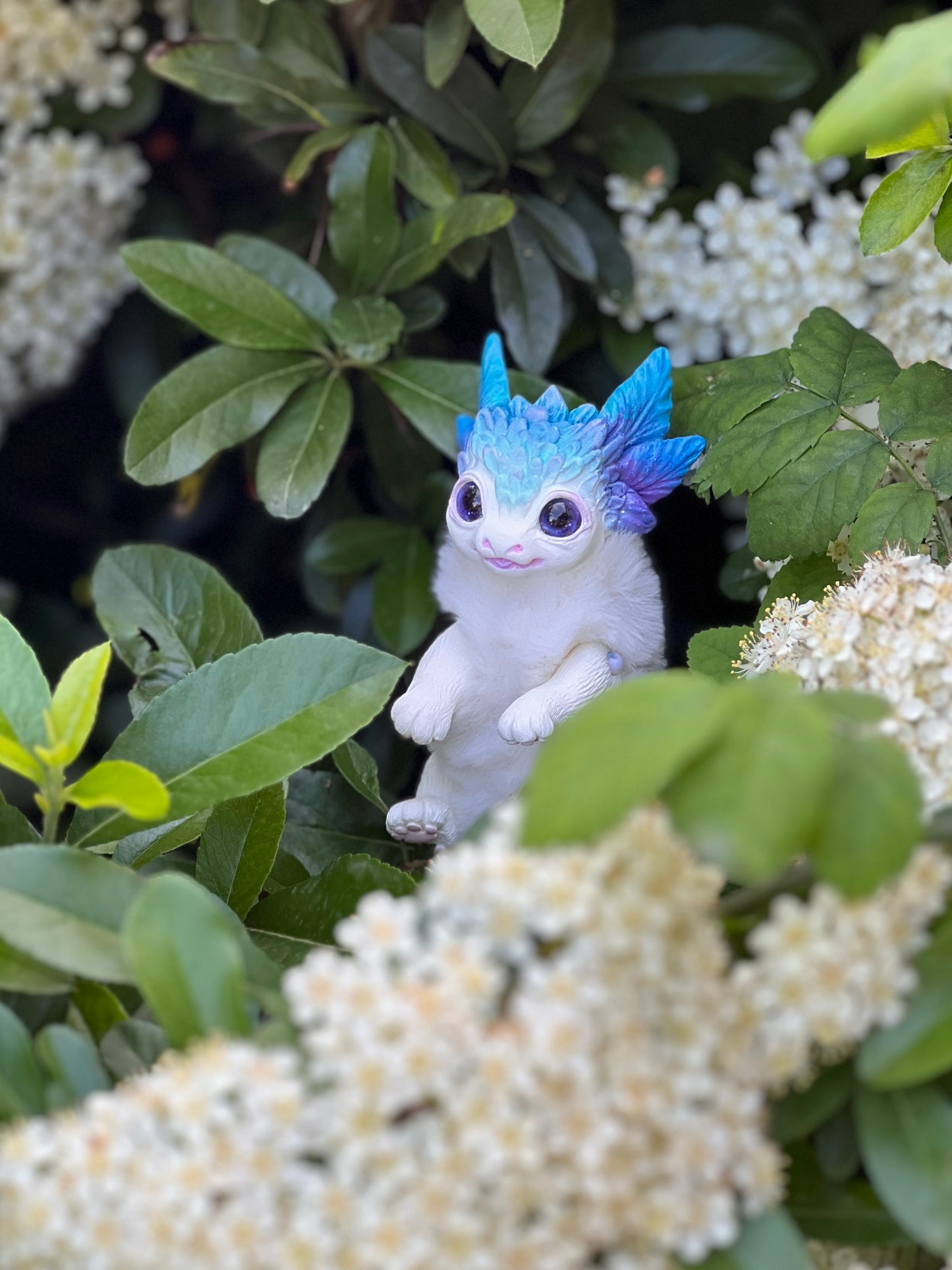 Tiny flower dragon– Aurora borealis shades – Gift of Mercury
