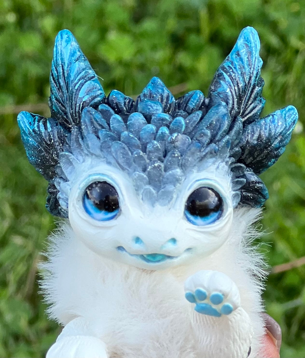 Tiny flower dragon– Aurora borealis shades – Gift of Mercury