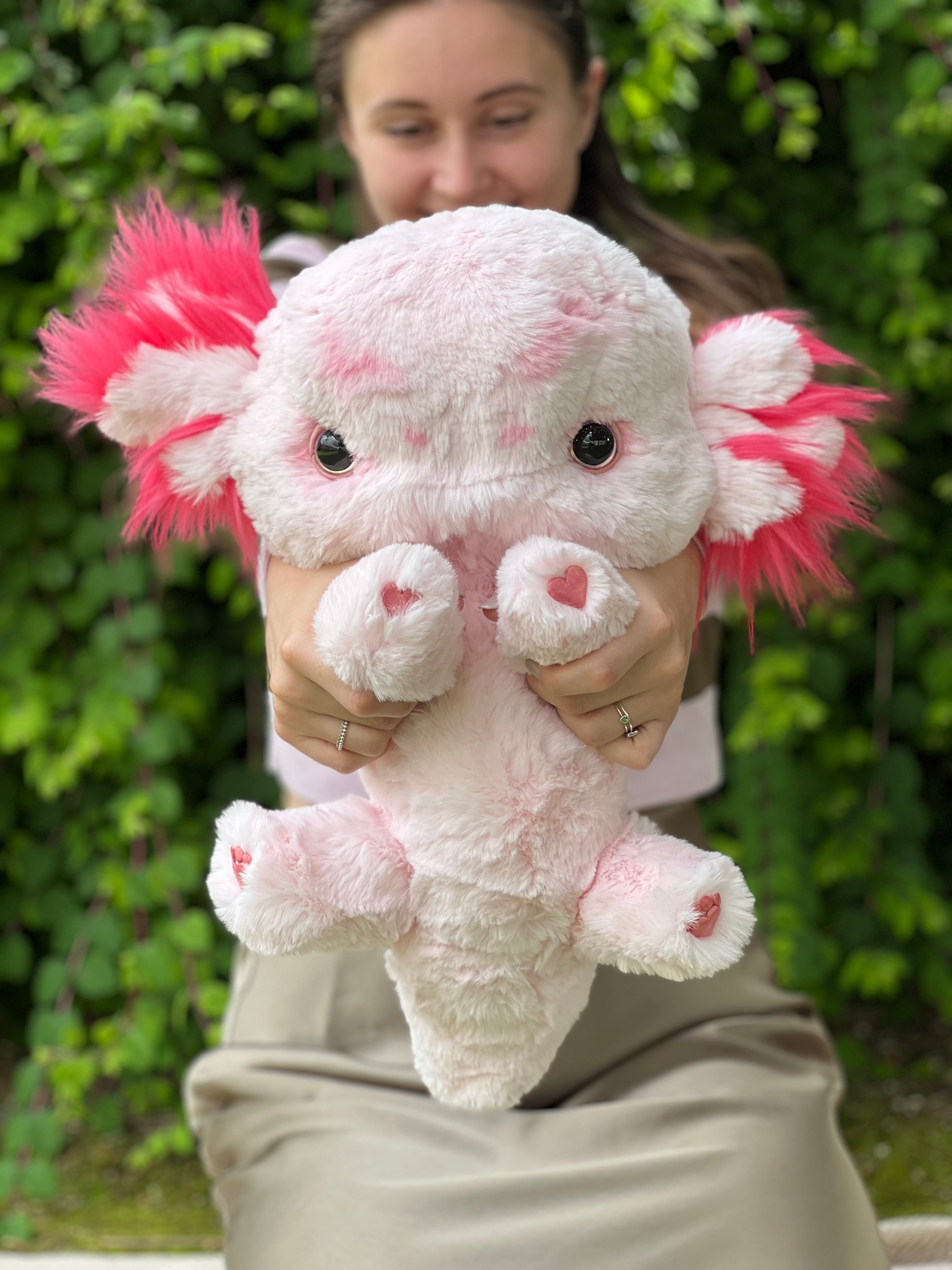 Giant axolotl– pink