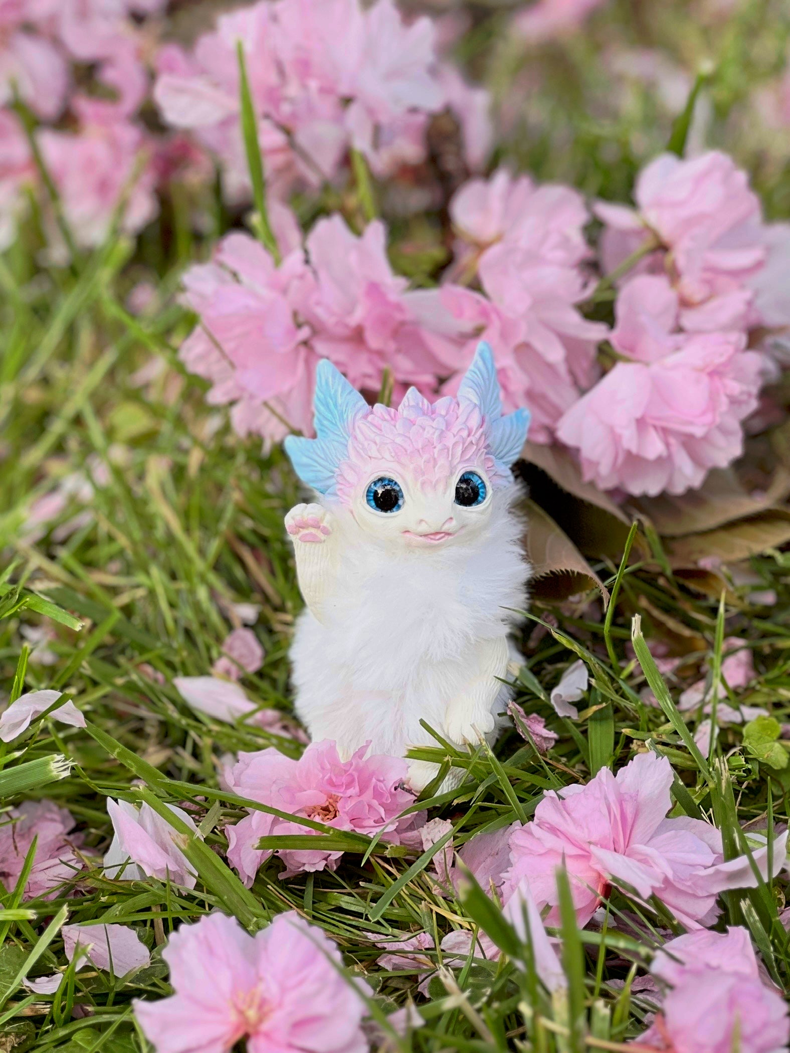 Tiny flower dragon– Sakura light pink – Gift of Mercury
